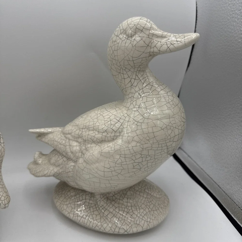 Vtg Set Of 2 Ducks Crackle Glaze Ceramic Statues Farm Decor White Mallard Large
